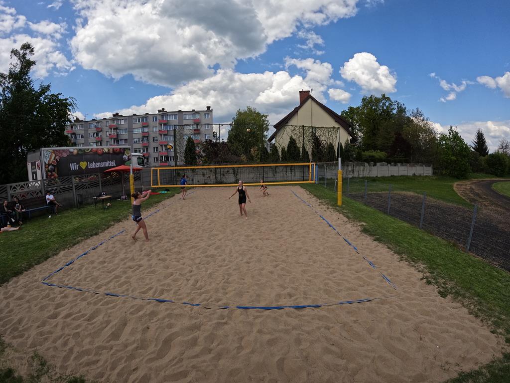 Turniej siatkówki plażowej „Majówka na piasku” 13-14.05.2023